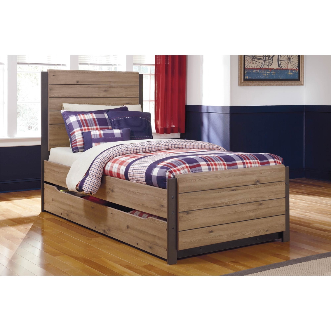 Ashley Dexfield Panel Trundle Bed - Image 2 of 2